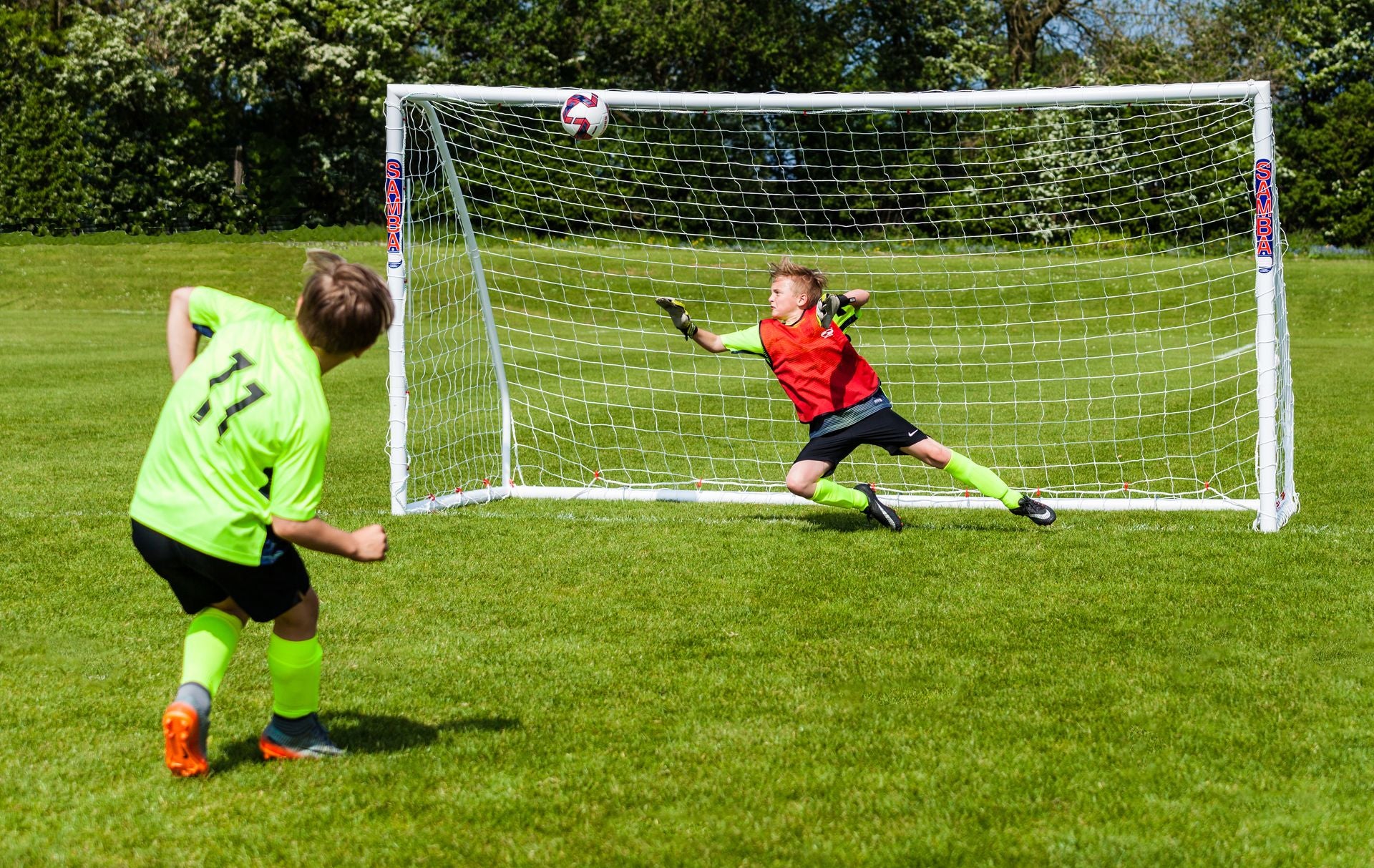 SAMBA 12ft x 6ft Match Football Goal with Carry Bag