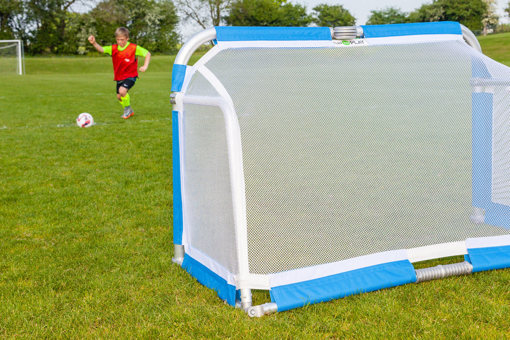 Samba 5ft x 3ft folding goal showing the velcro fitted mesh net attachment