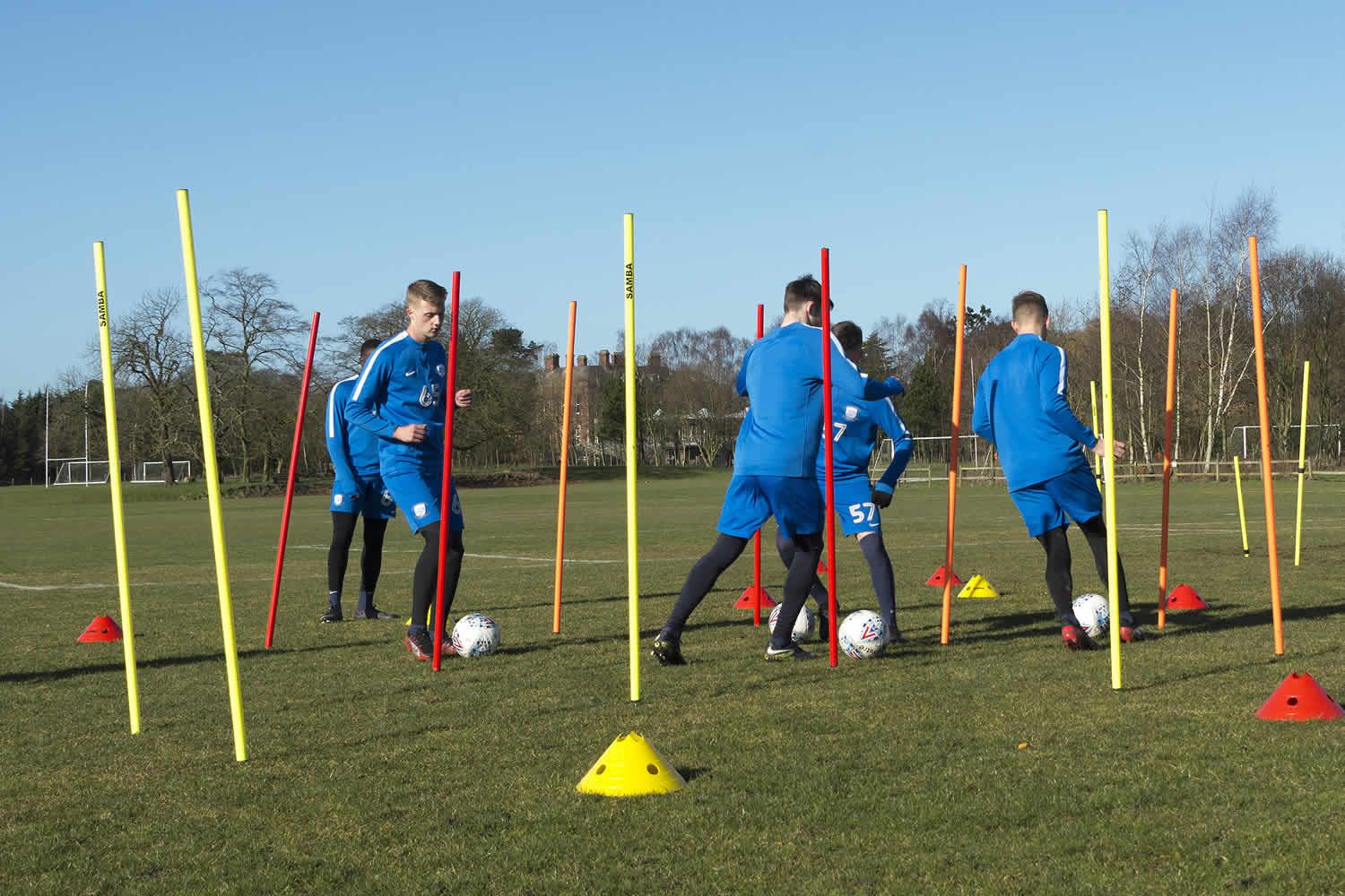 Boundary Poles - 1.7m with bag