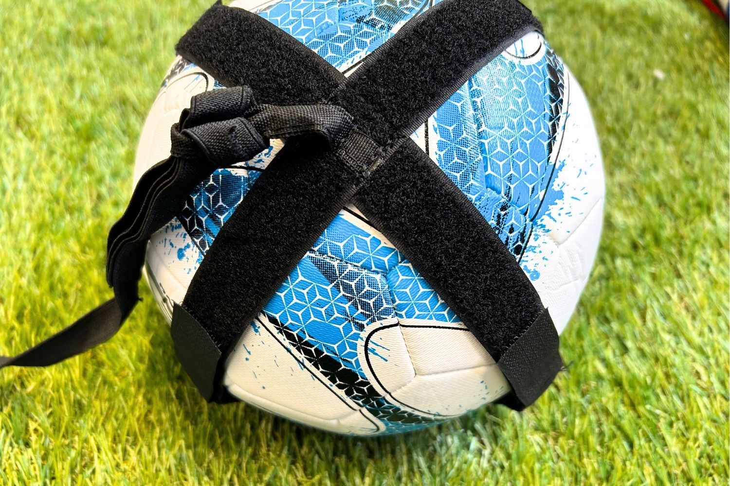 2-in-1 Football Trainer WITH Football