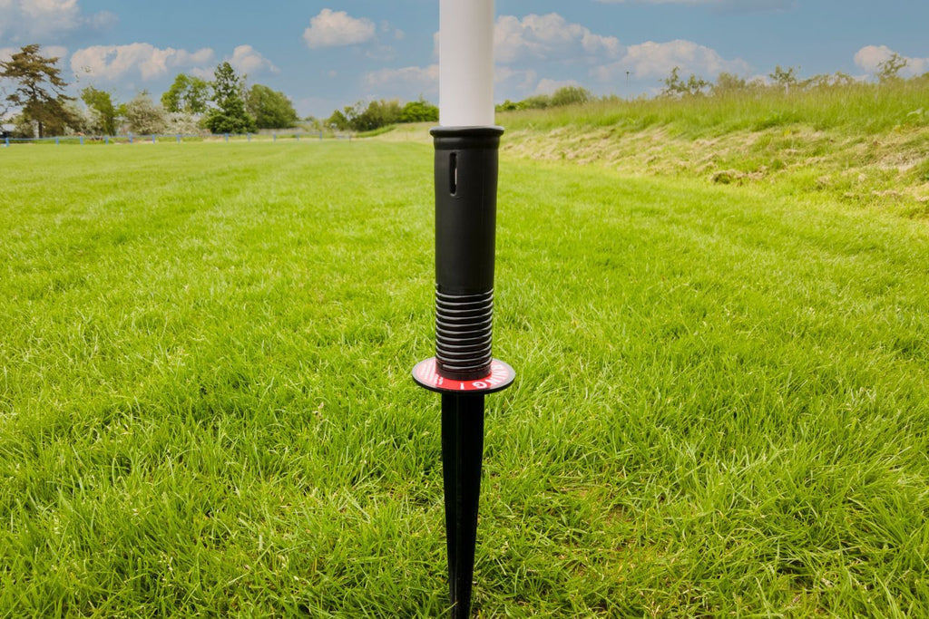 Professional Set of 4 Spring Loaded Corner Poles, Including flag